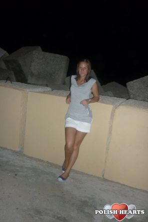 monisia9871